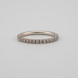 Classic Lab Diamond Band